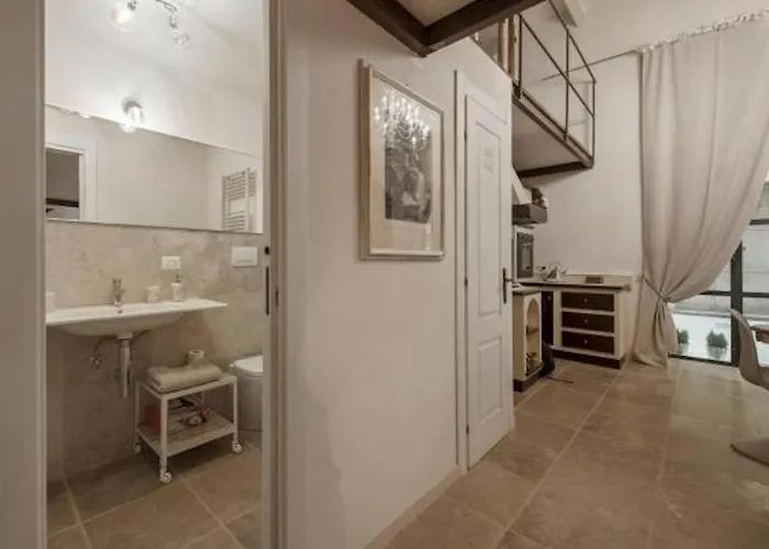 Shabby Loft In Colosseum Appartement Rome