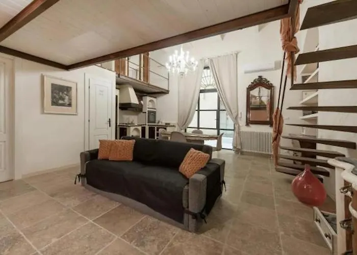 Shabby Loft In Colosseum * Rome
