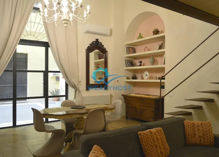 Shabby Loft In Colosseum Appartement